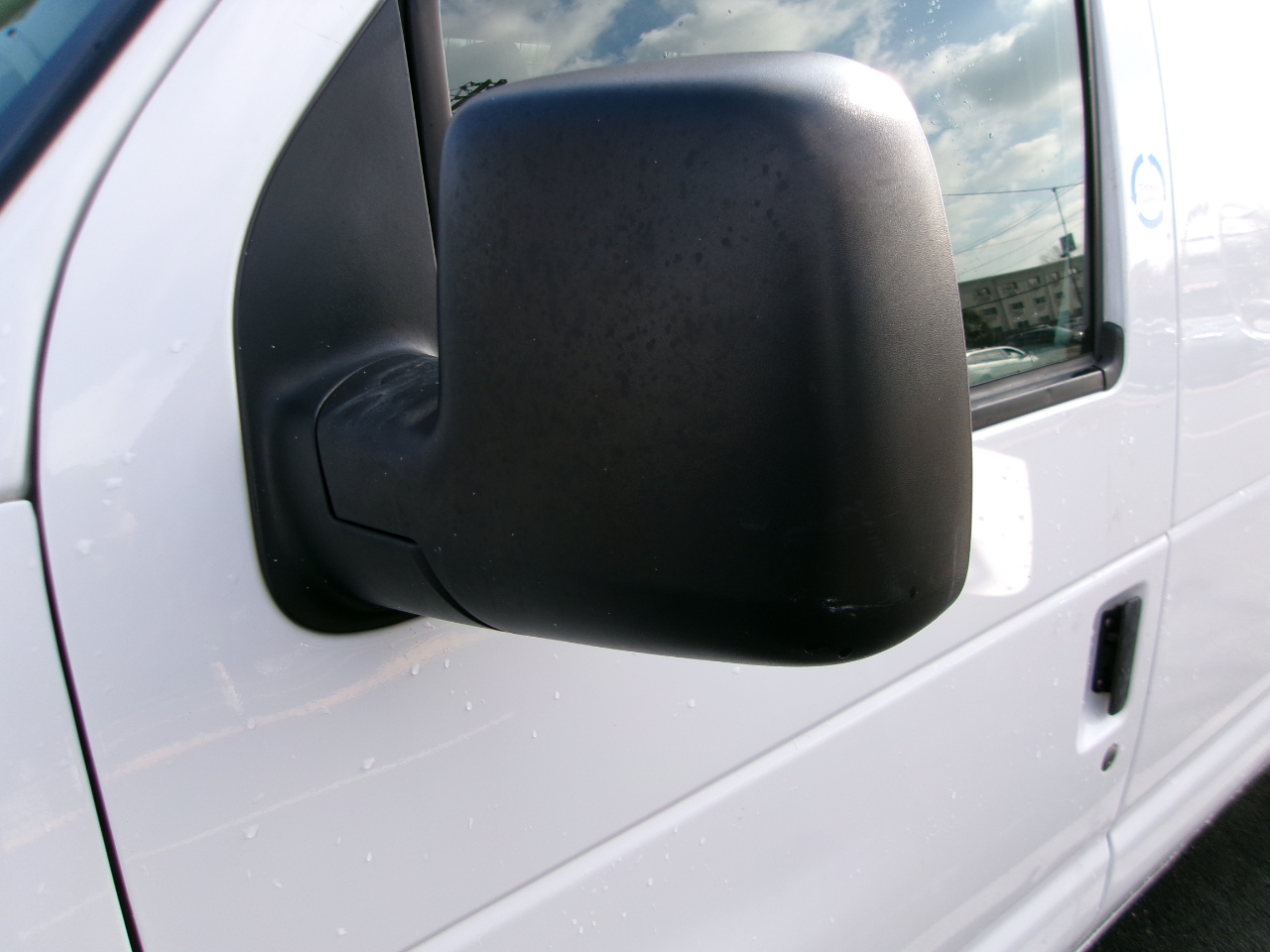 Ford Econoline E-350 Super Duty 2013