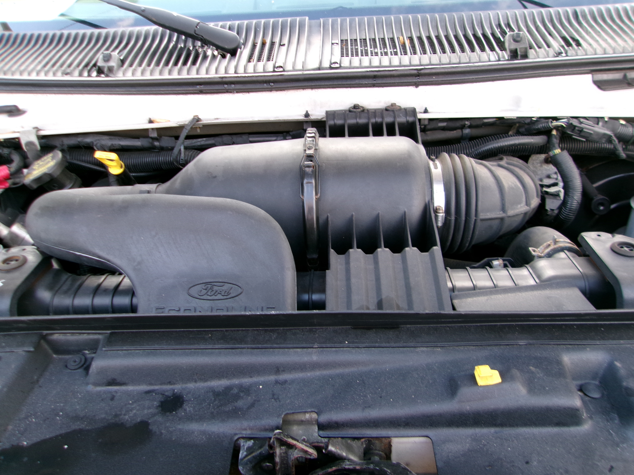 Ford Econoline E-350 Super Duty 2013