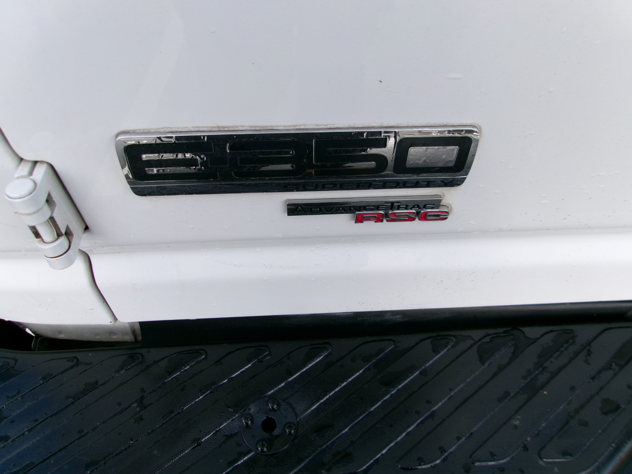 Ford Econoline E-350 Super Duty 2013