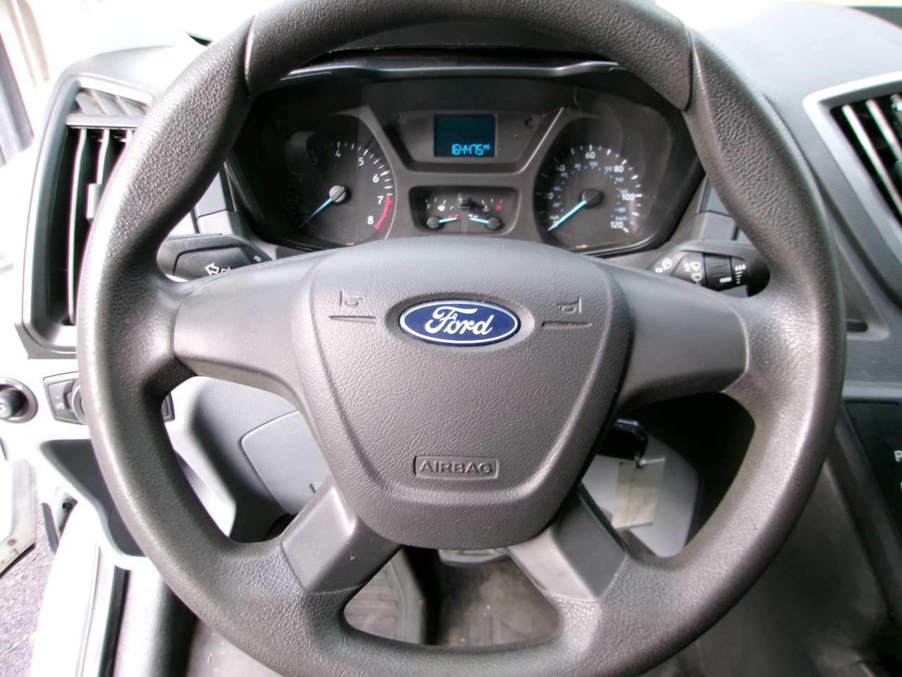 Ford Transit 150 Van Low Roof 60/40 Pass. 148-in. WB 2018