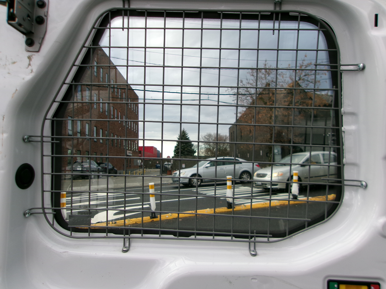 Ford Transit 150 Van Low Roof 60/40 Pass. 148-in. WB 2018