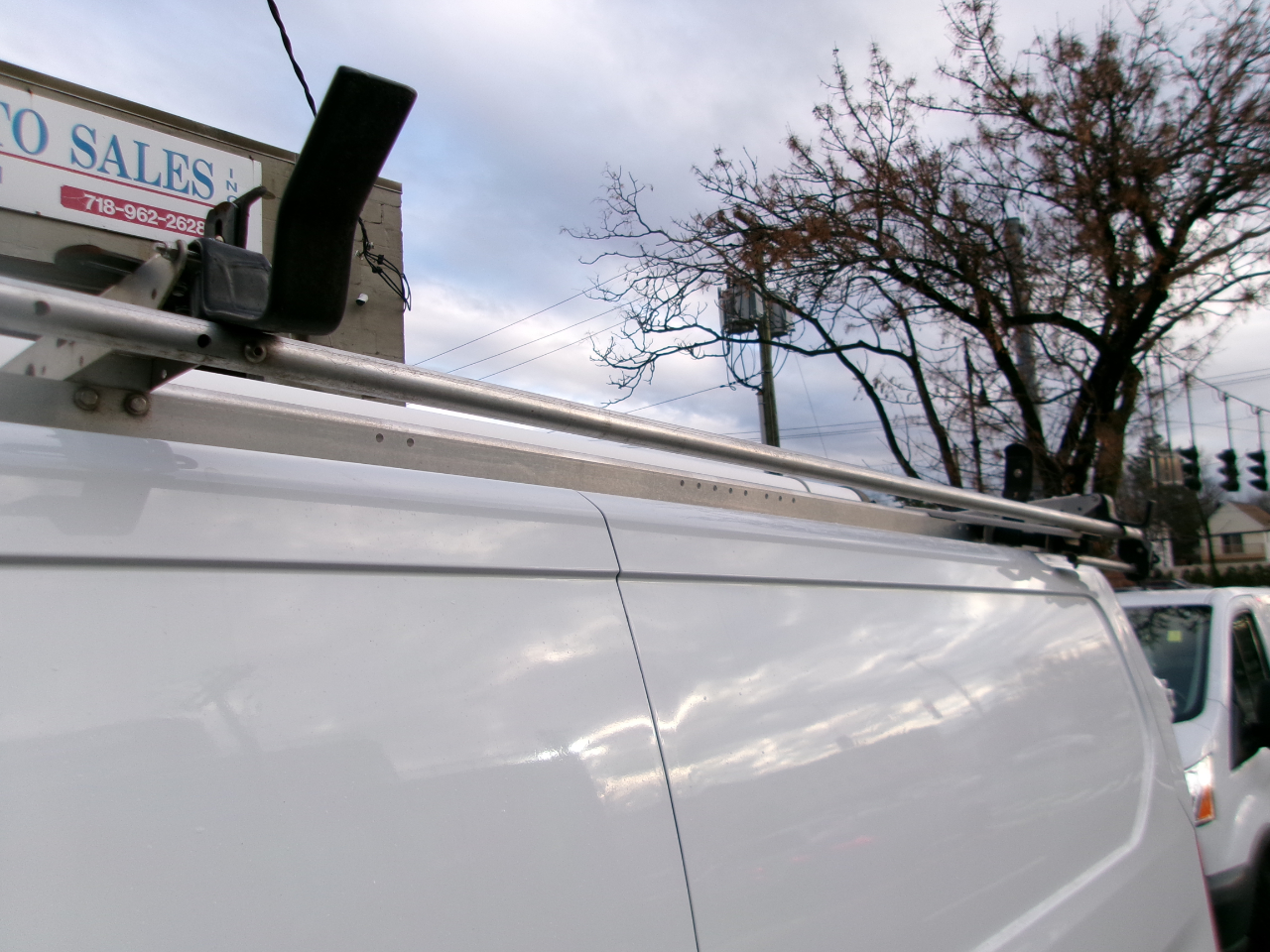 Ford Transit 150 Van Low Roof 60/40 Pass. 148-in. WB 2018