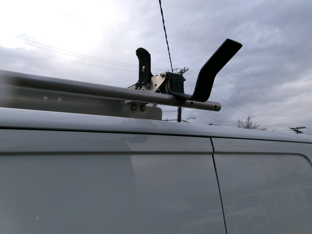 Ford Transit 150 Van Low Roof 60/40 Pass. 148-in. WB 2018