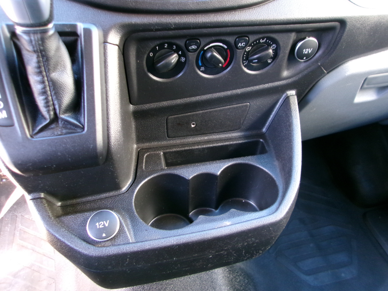 Ford Transit 350 Van Med. Roof w/Sliding Pass. 148-in. WB 2017