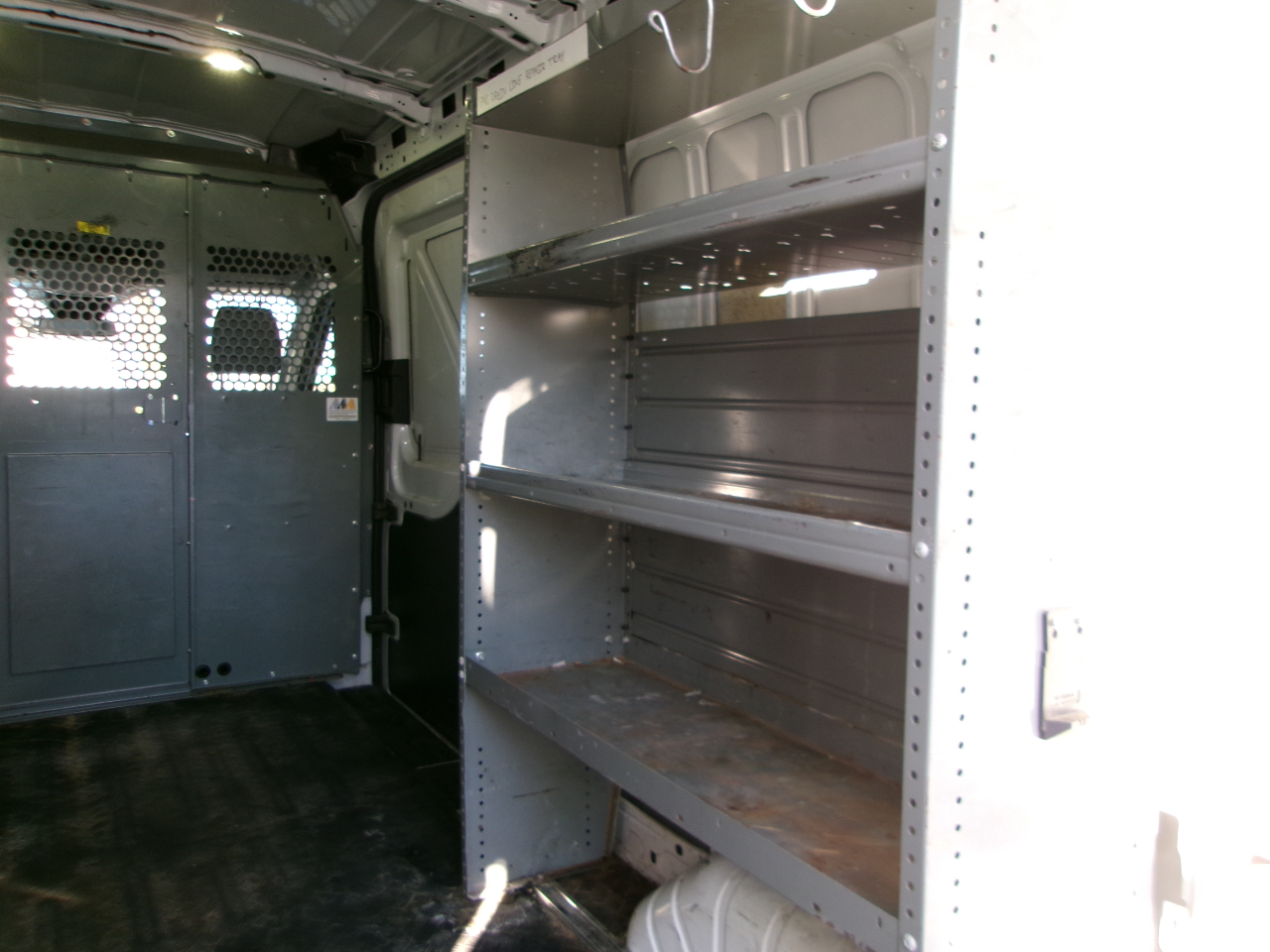 Ford Transit 350 Van Med. Roof w/Sliding Pass. 148-in. WB 2017