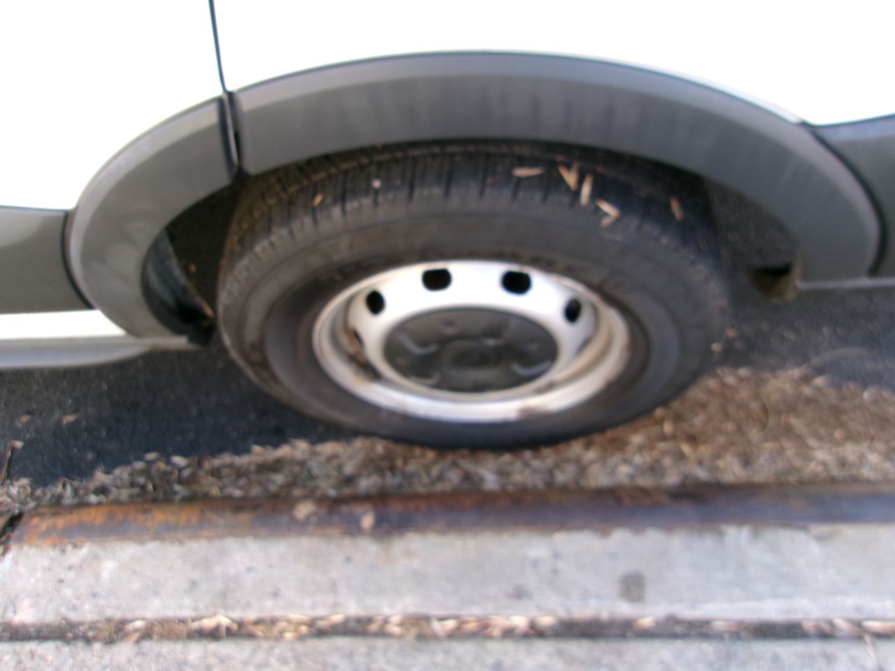 Ford Transit 350 Van Med. Roof w/Sliding Pass. 148-in. WB 2017