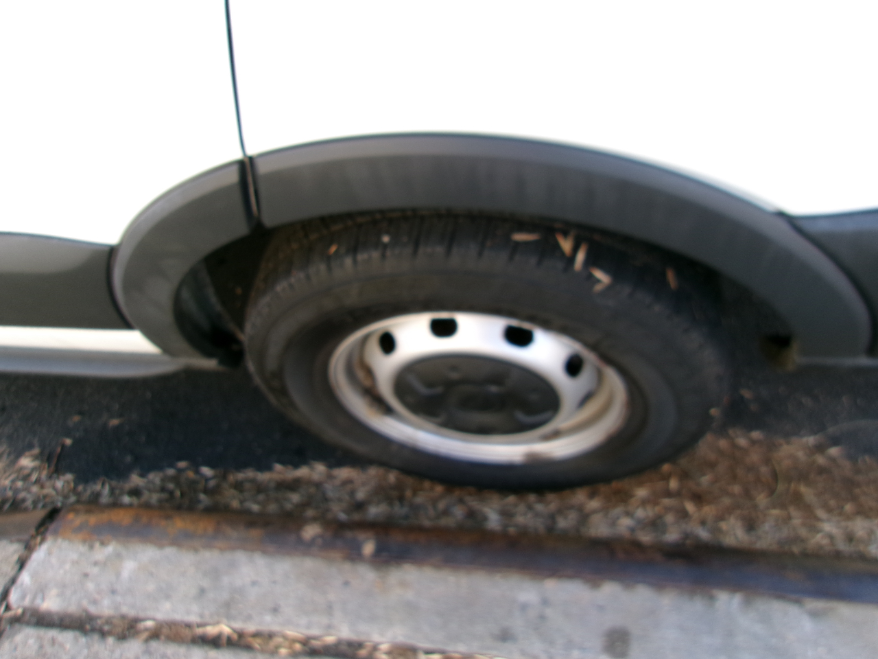 Ford Transit 350 Van Med. Roof w/Sliding Pass. 148-in. WB 2017