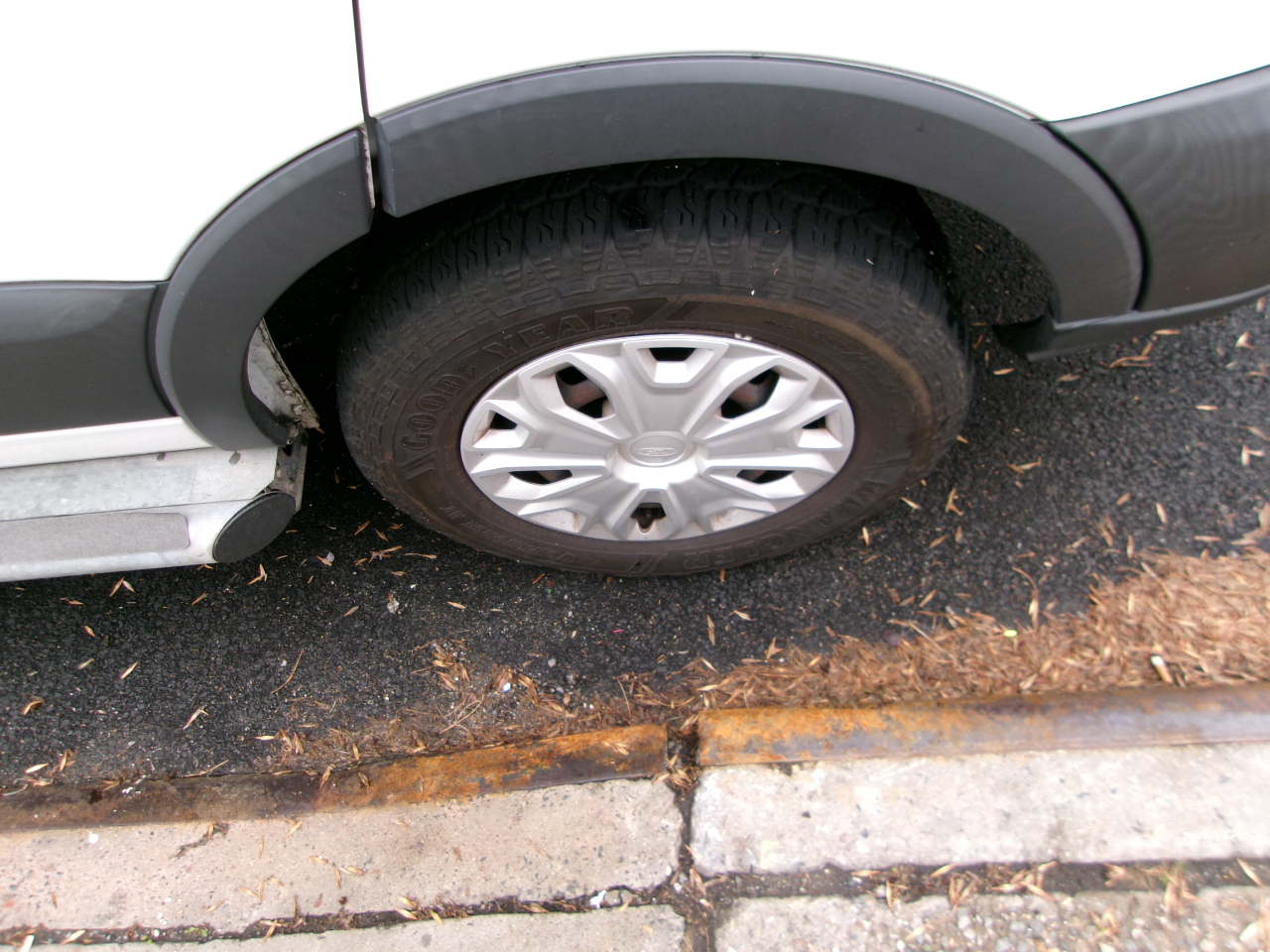 Ford Transit 250 Van Low Roof 60/40 Pass.130-in. WB 2016