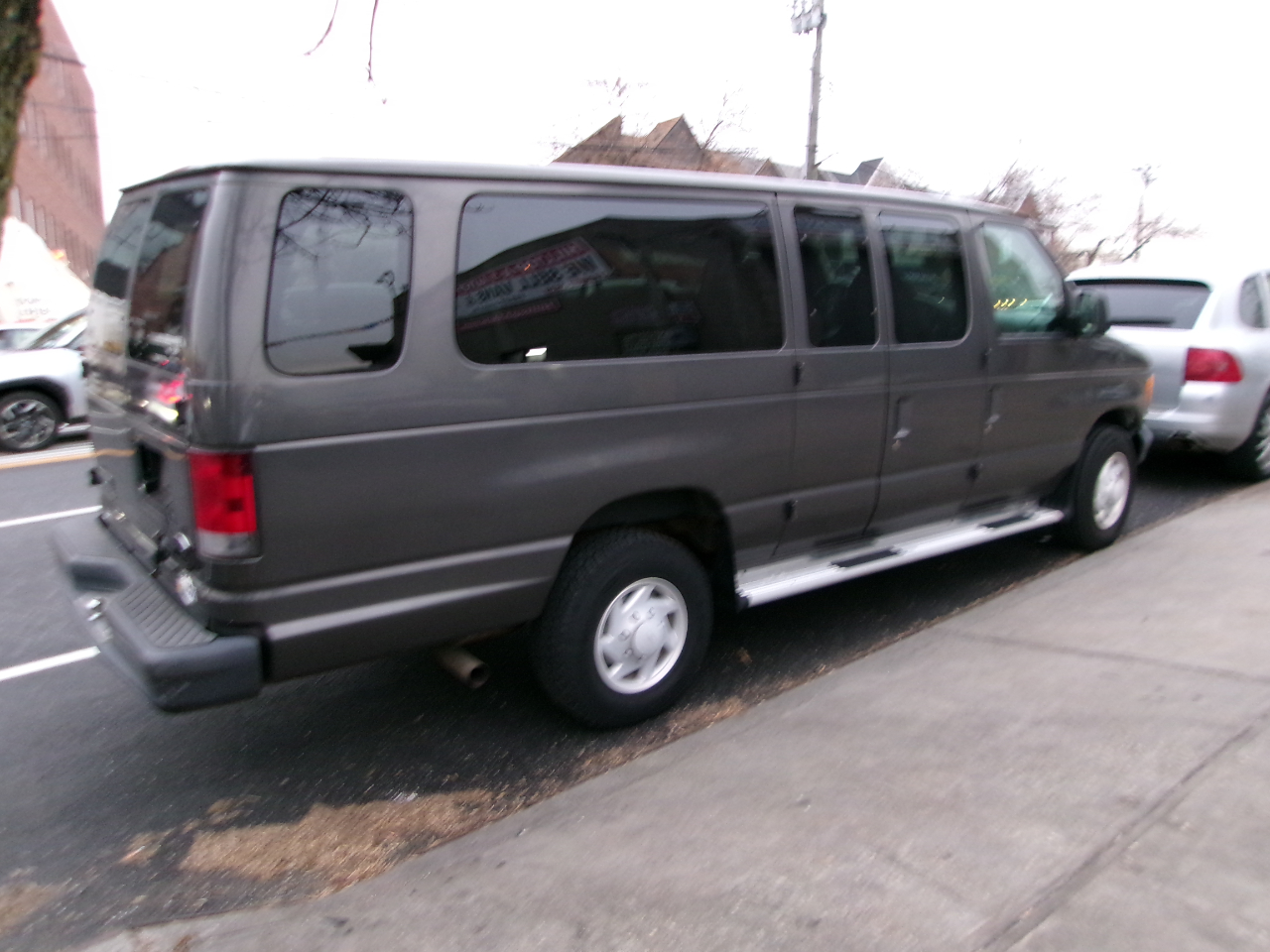 Ford Econoline E-350 XL Super Duty Extended 2007