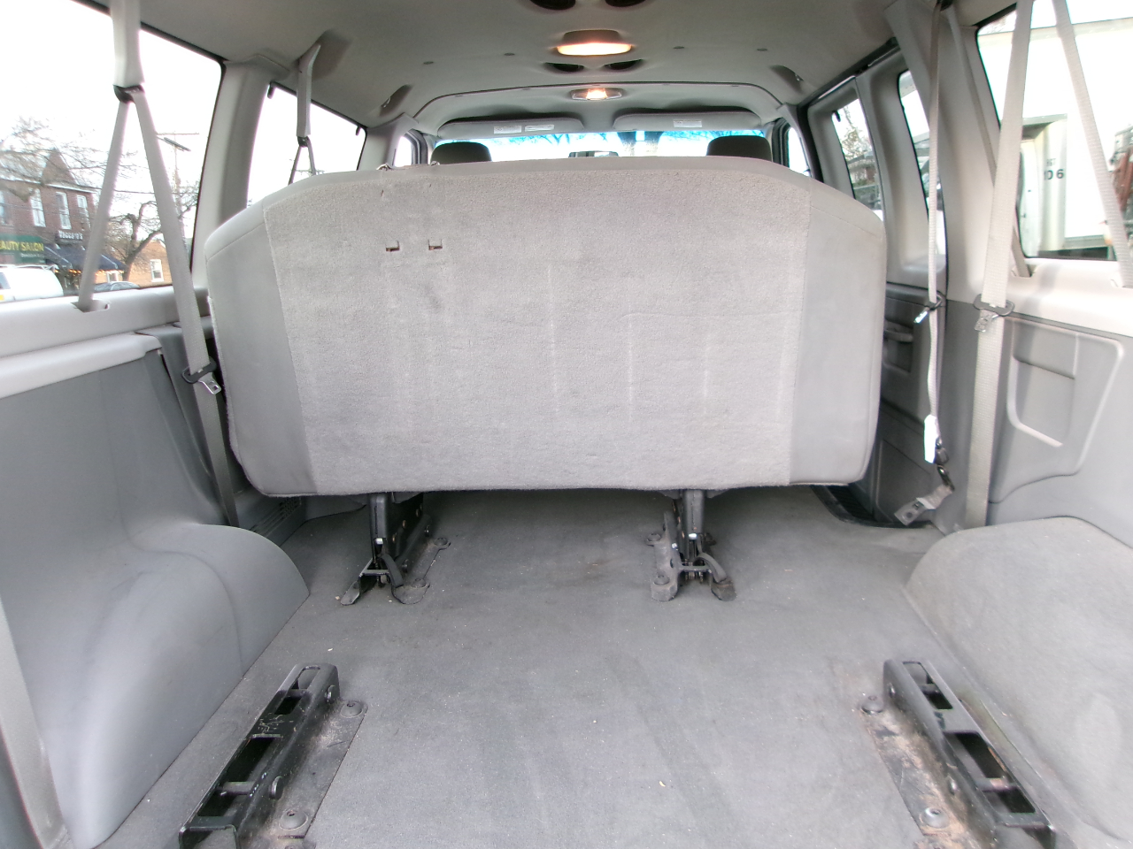 Ford Econoline E-350 XLT Super Duty 2009