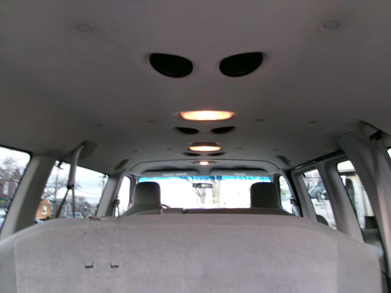 Ford Econoline E-350 XLT Super Duty 2009