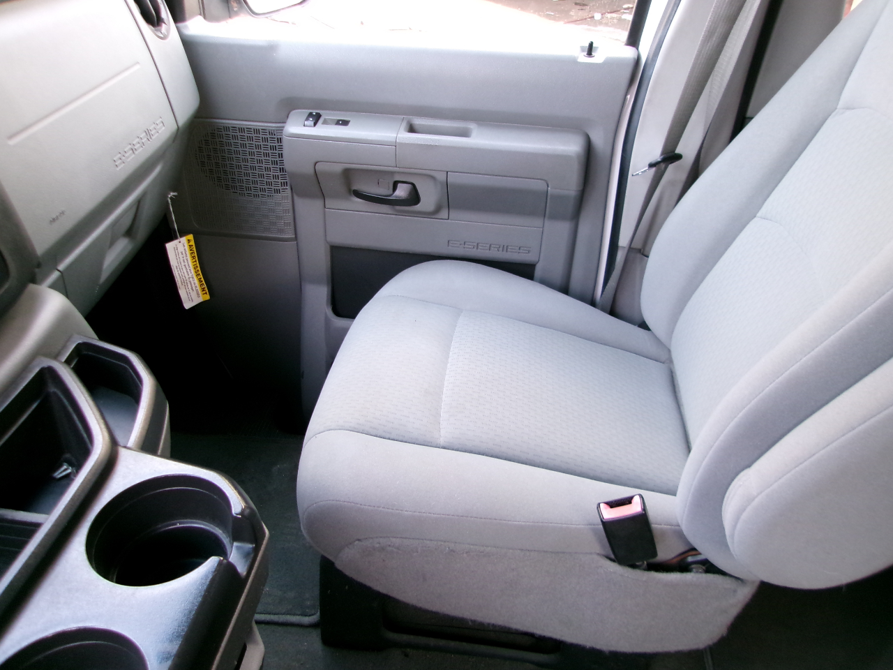 Ford Econoline E-350 XLT Super Duty 2009