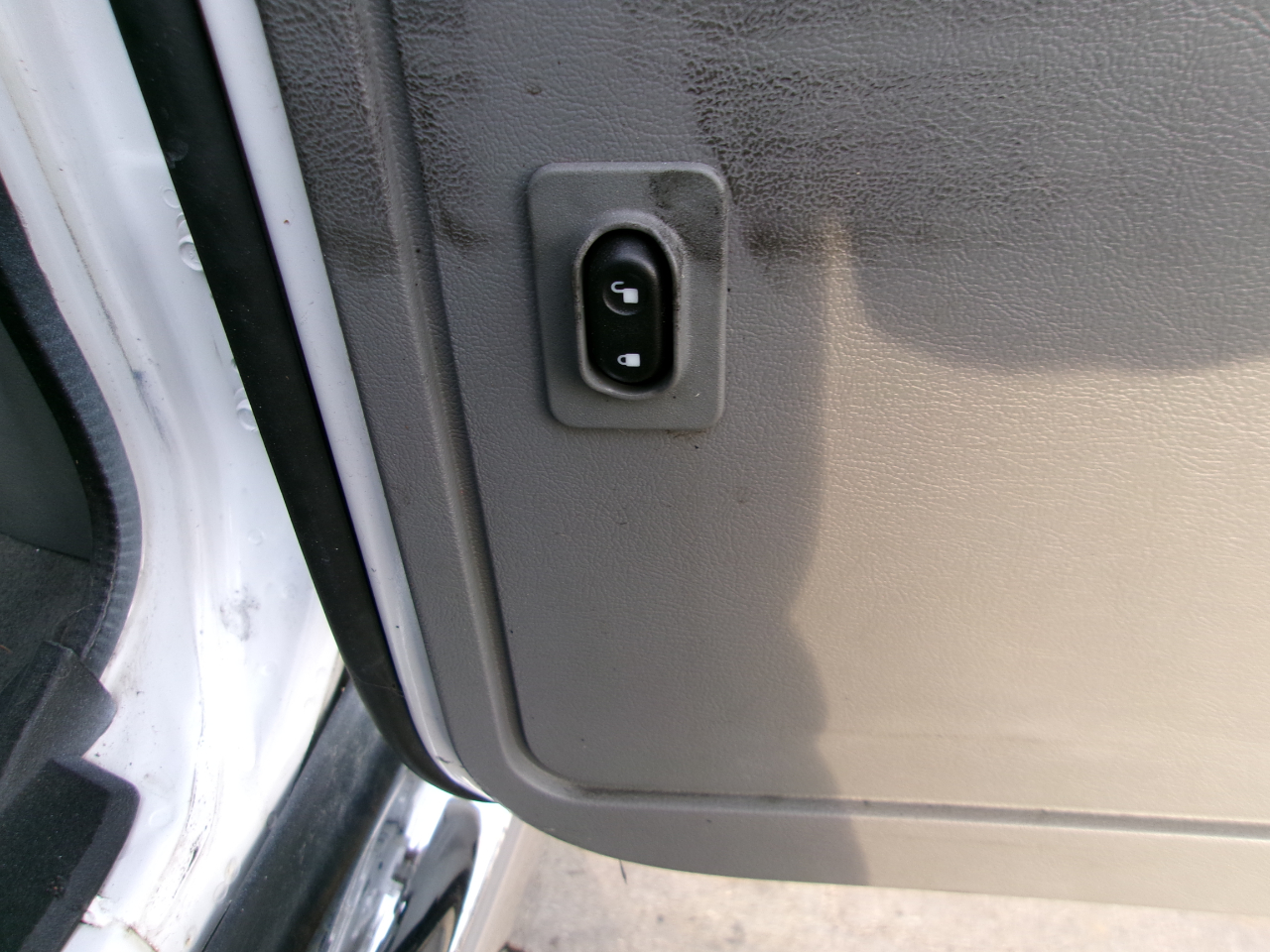 Ford Econoline E-350 XLT Super Duty 2009