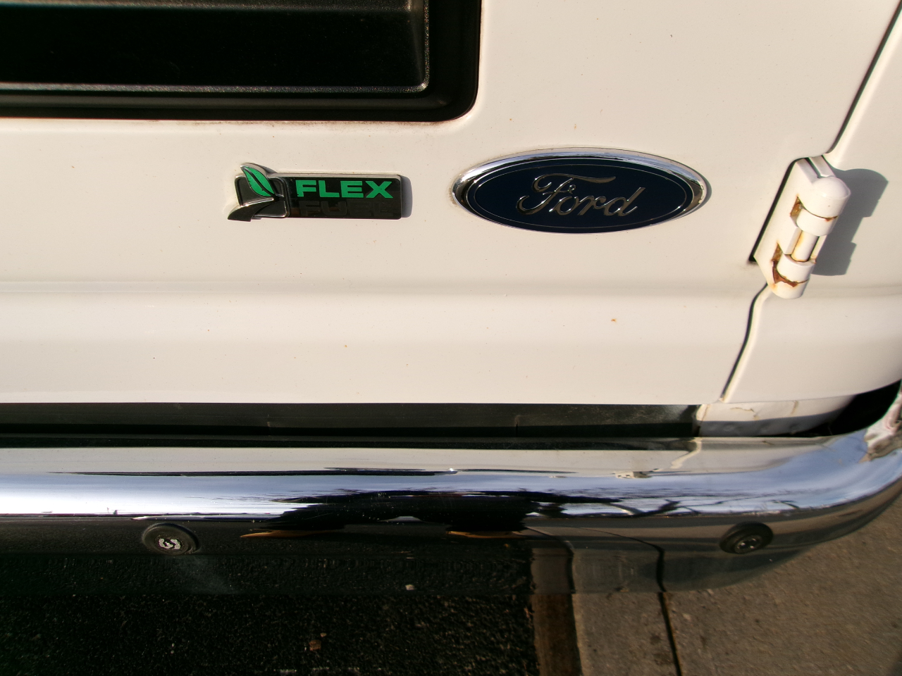 Ford Econoline E-350 XLT Super Duty 2009