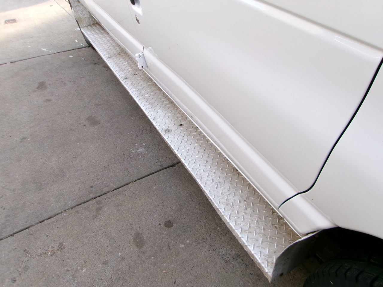 Ford Econoline E-350 XLT Super Duty 2009