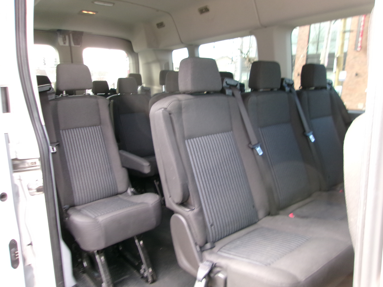 Ford Transit 350 Wagon Med. Roof XL w/Sliding Pass. 148-in. WB 2019