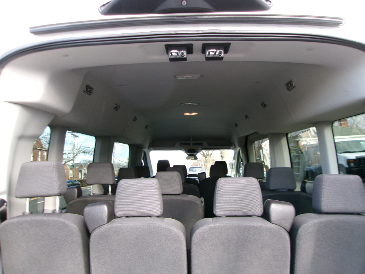 Ford Transit 350 Wagon Med. Roof XL w/Sliding Pass. 148-in. WB 2019