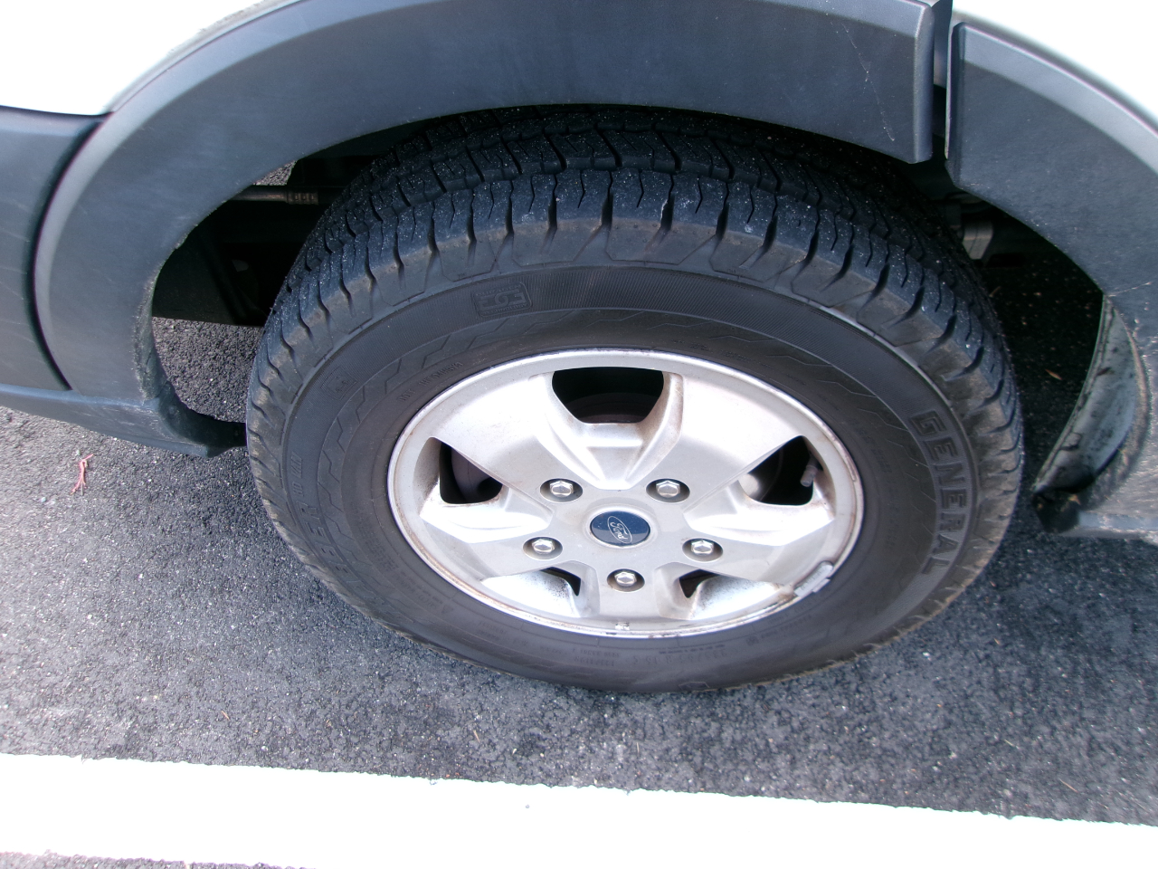 Ford Transit 350 Wagon Med. Roof XL w/Sliding Pass. 148-in. WB 2019