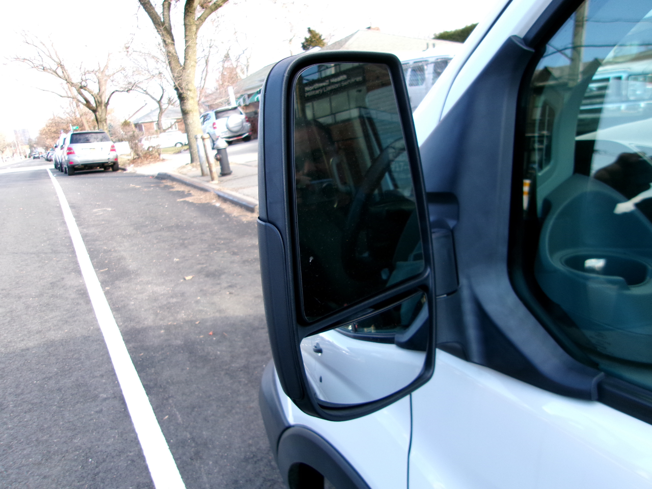 Ford Transit 350 Wagon Med. Roof XL w/Sliding Pass. 148-in. WB 2019