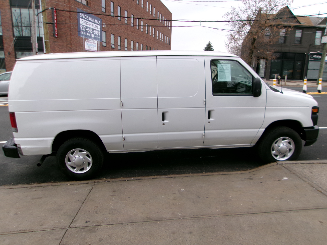 Ford Econoline E-250 2013
