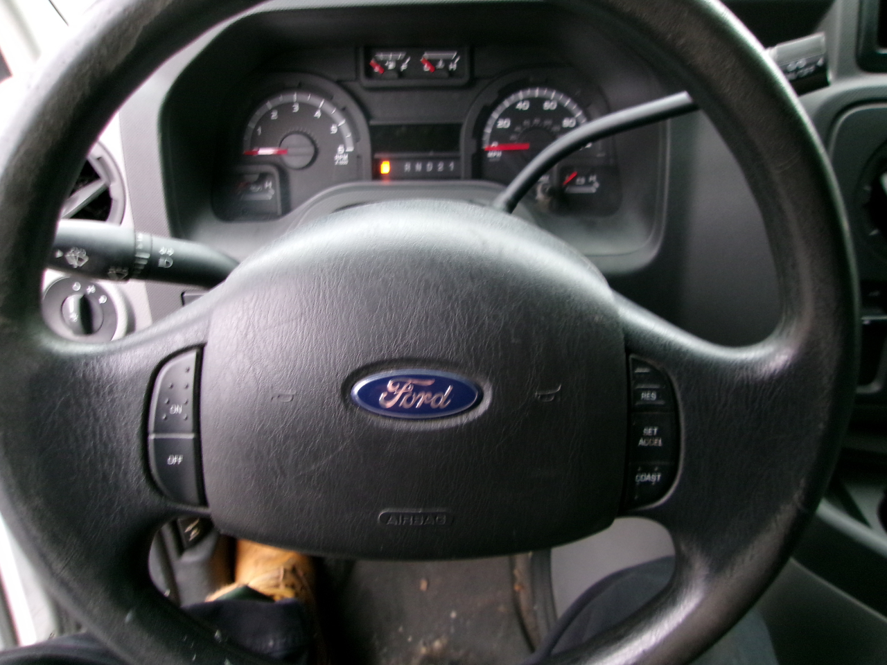 Ford Econoline E-250 2013