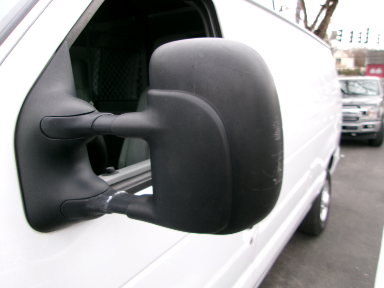 Ford Econoline E-250 2013