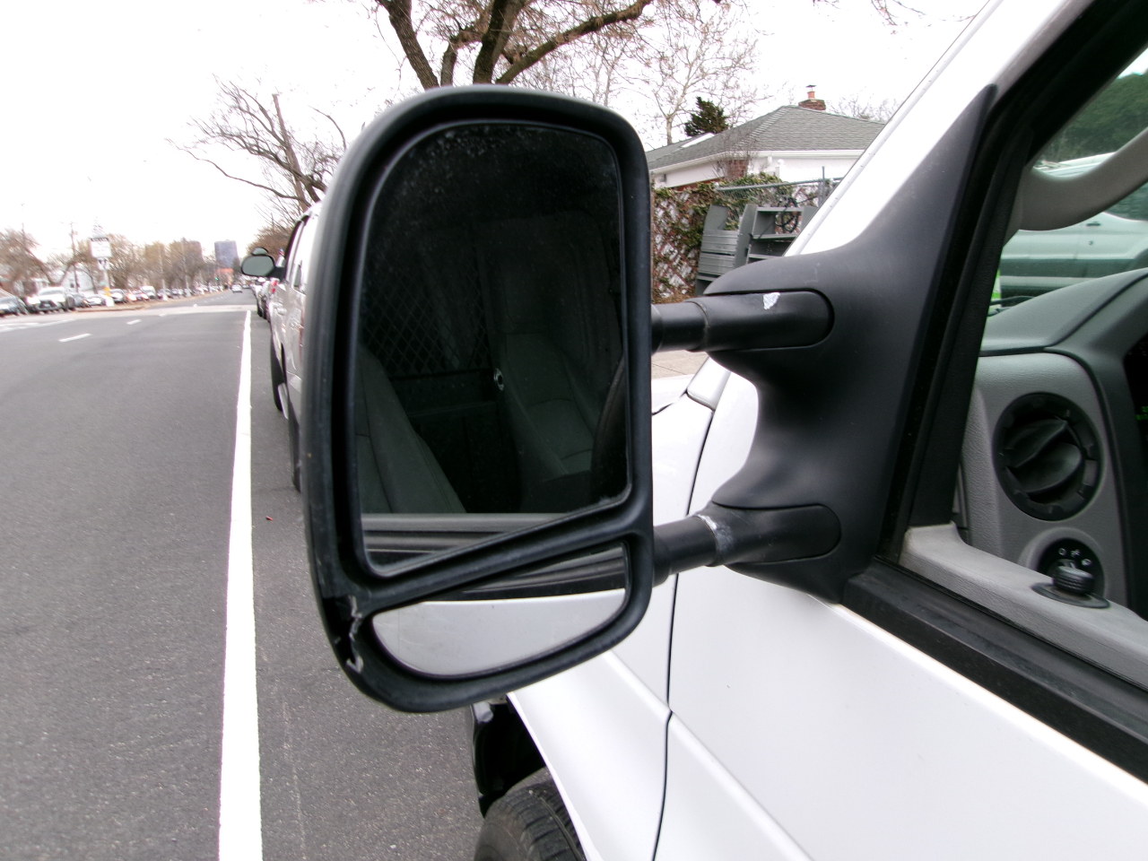 Ford Econoline E-250 2013