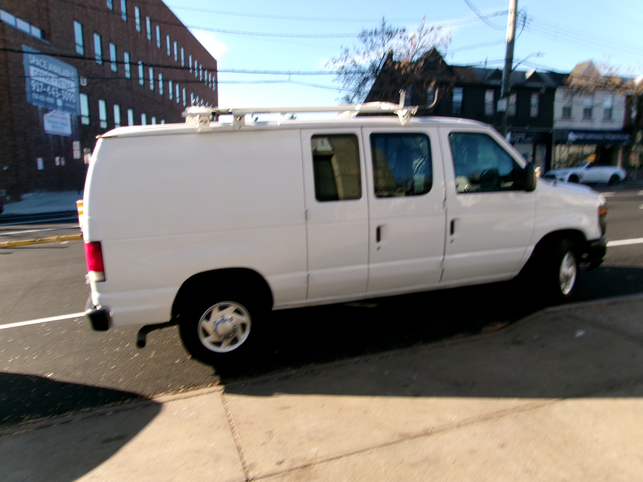 Ford Econoline E-250 2012