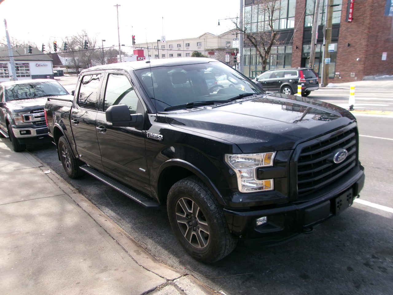 2015 Ford F-150 XLT 4WD SuperCrew 5.5' Box