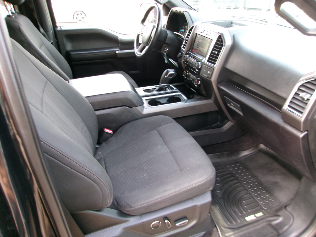 Ford F-150 XLT 4WD SuperCrew 5.5' Box 2015