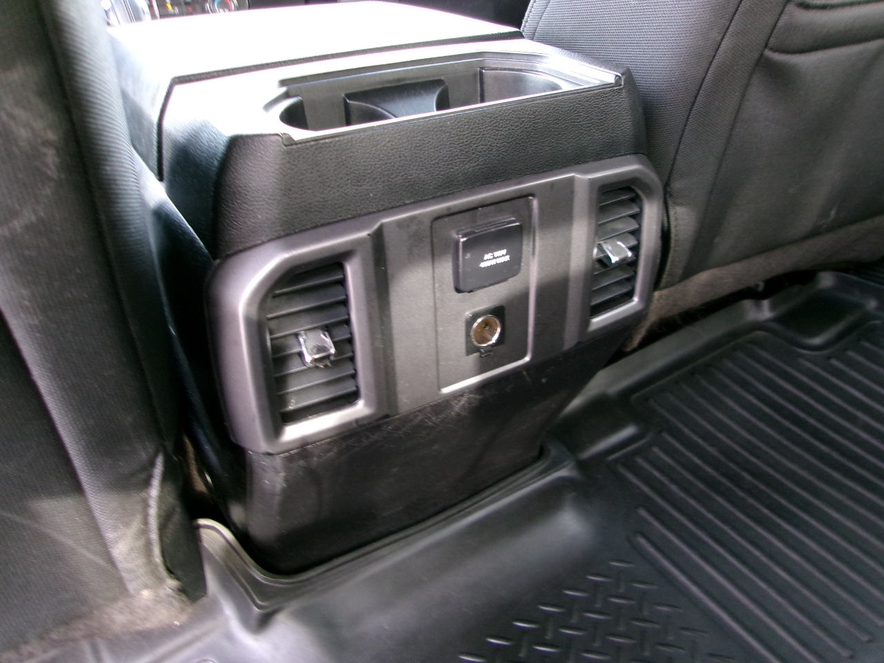 Ford F-150 XLT 4WD SuperCrew 5.5' Box 2015