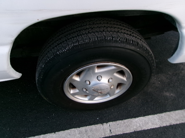 Ford Econoline E-350 Super Duty 2014