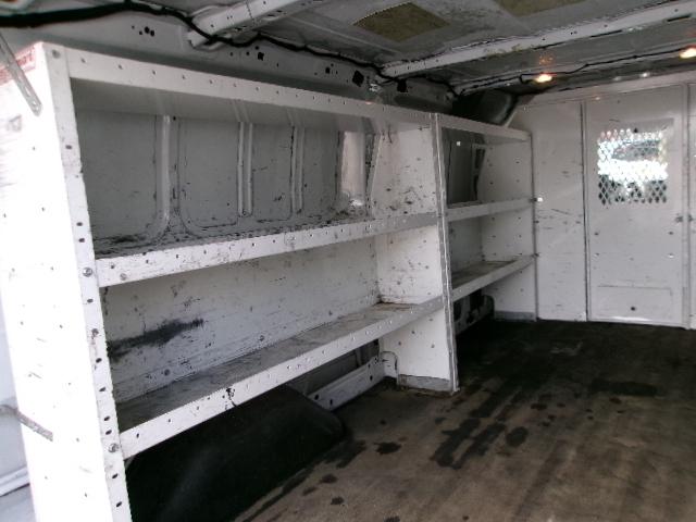 Ford Transit 250 Van Low Roof w/Sliding Pass. 148-in. WB 2015