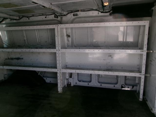 Ford Transit 250 Van Low Roof w/Sliding Pass. 148-in. WB 2015