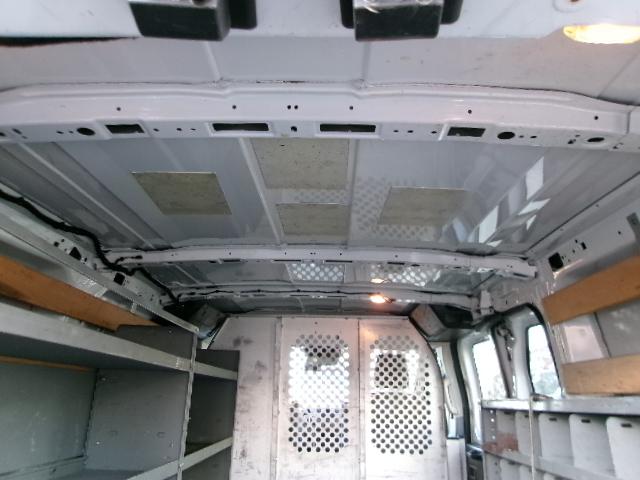 Ford Transit 250 Van Low Roof 60/40 Pass.130-in. WB 2016