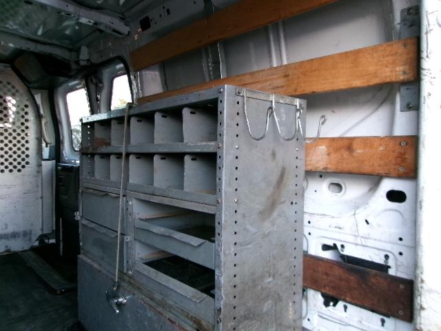 Ford Transit 250 Van Low Roof 60/40 Pass.130-in. WB 2016