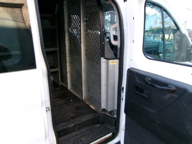 Ford Transit 250 Van Low Roof 60/40 Pass.130-in. WB 2016