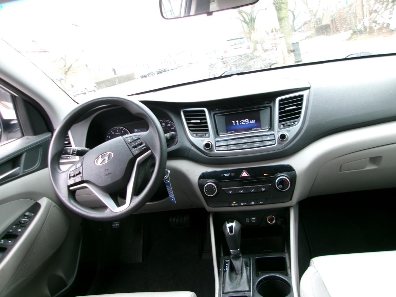 Hyundai Tucson SE 2017