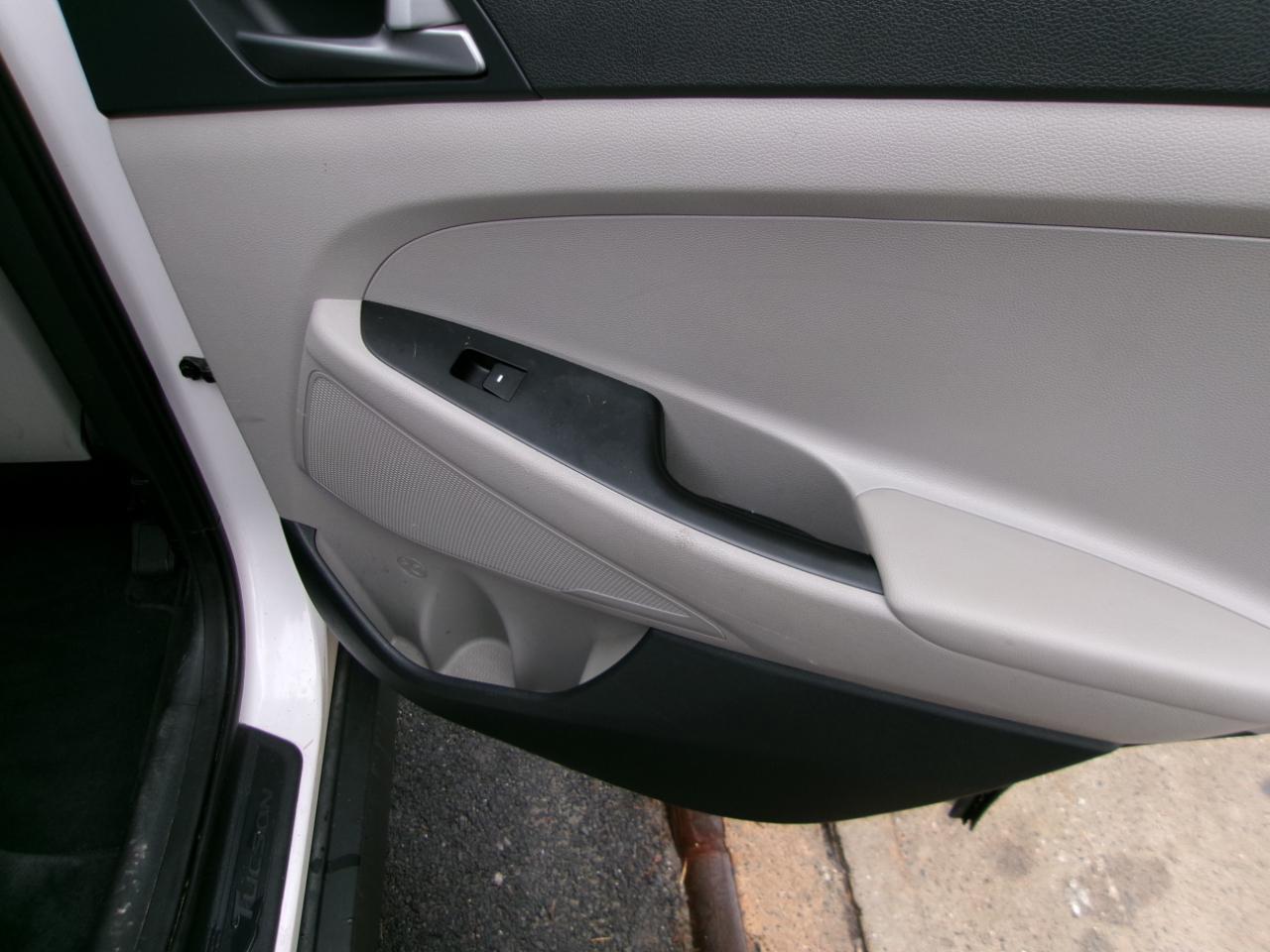 Hyundai Tucson SE 2017