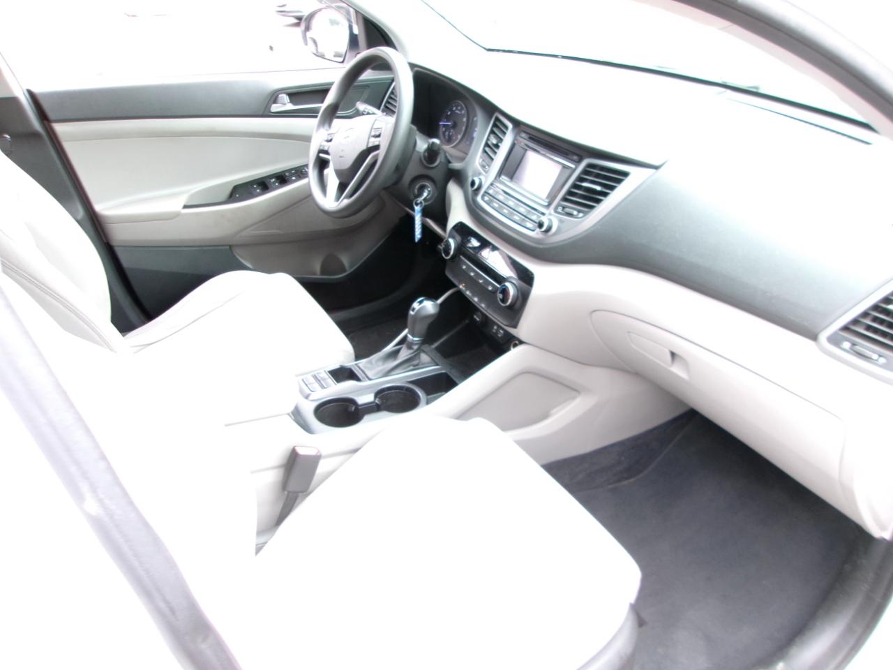 Hyundai Tucson SE 2017