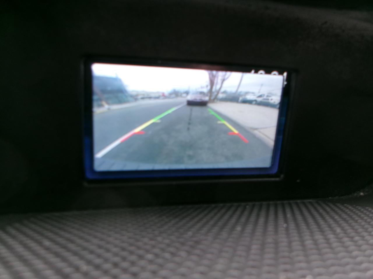 Ford Transit 350 Wagon Med. Roof XL w/Sliding Pass. 148-in. WB 2015