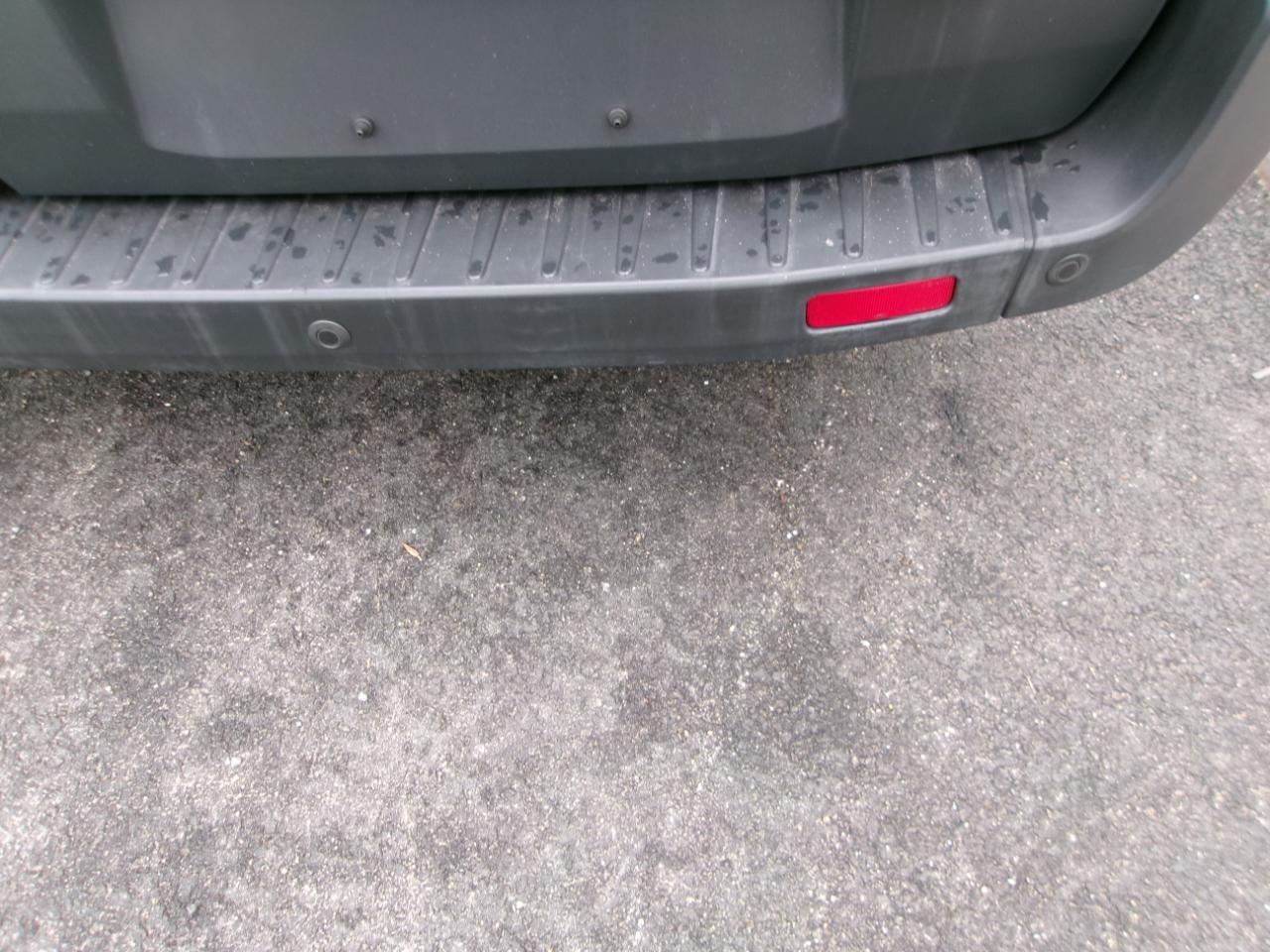 Ford Transit 350 Wagon Med. Roof XL w/Sliding Pass. 148-in. WB 2015