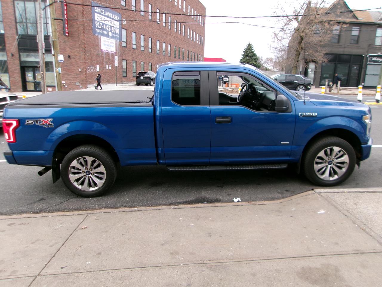 Ford F-150 XL SuperCab 6.5-ft. Bed 4WD 2017