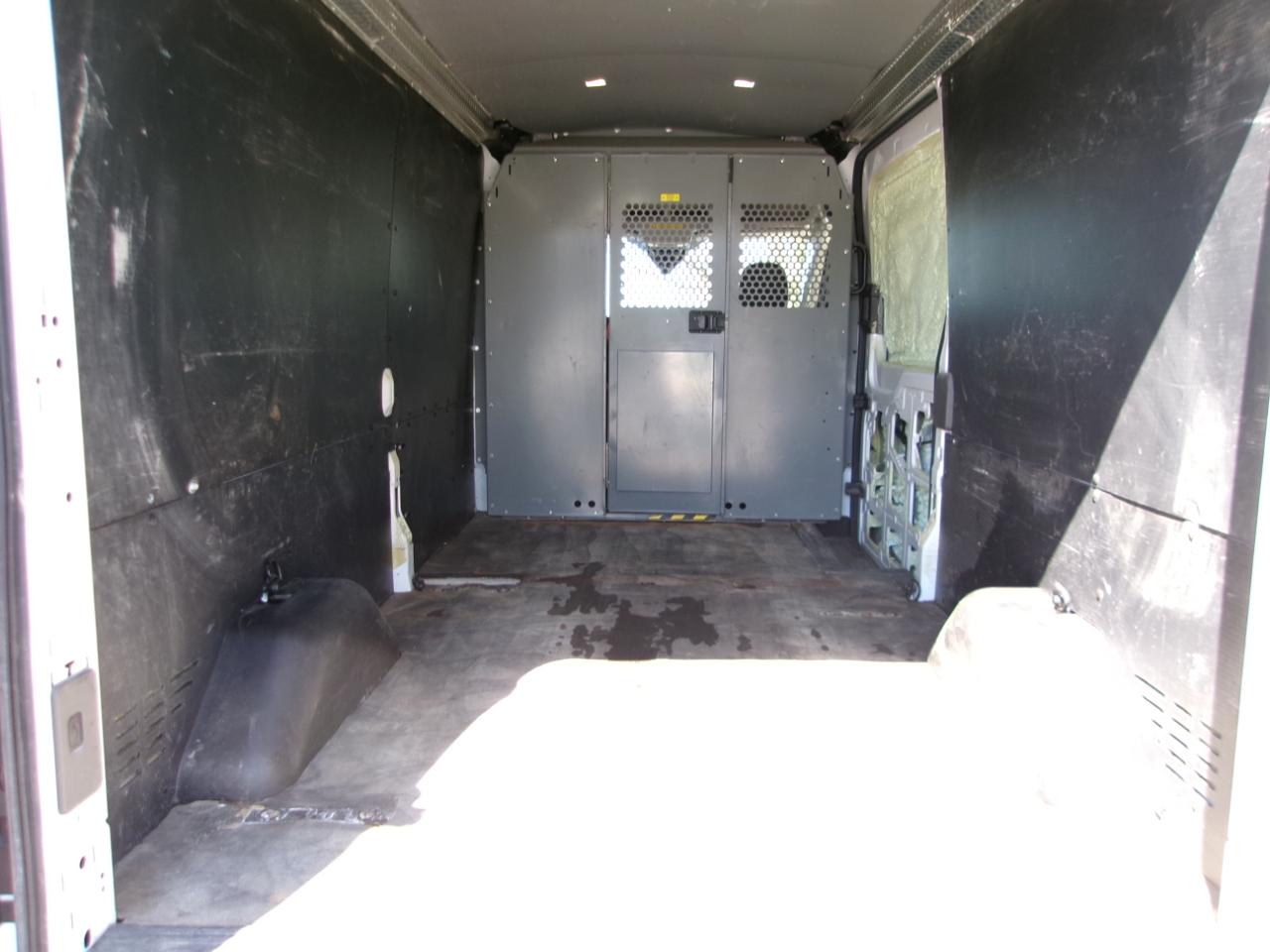 Ford Transit Van T-250 148" Med Rf 9000 GVWR Sliding RH Dr 2020