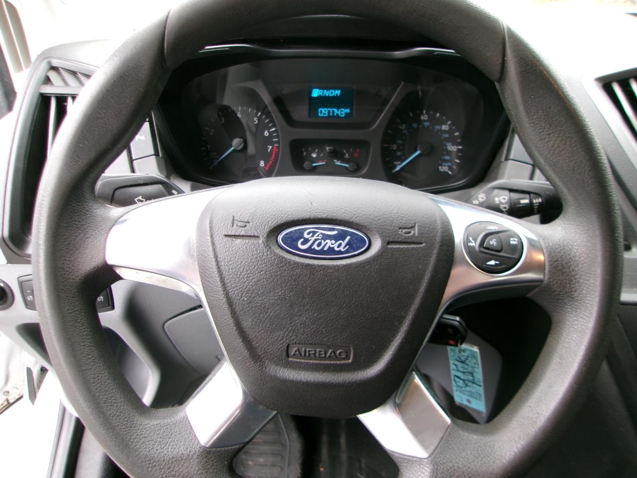 Ford Transit 250 Van Med. Roof w/Sliding Pass. 130-in. WB 2018