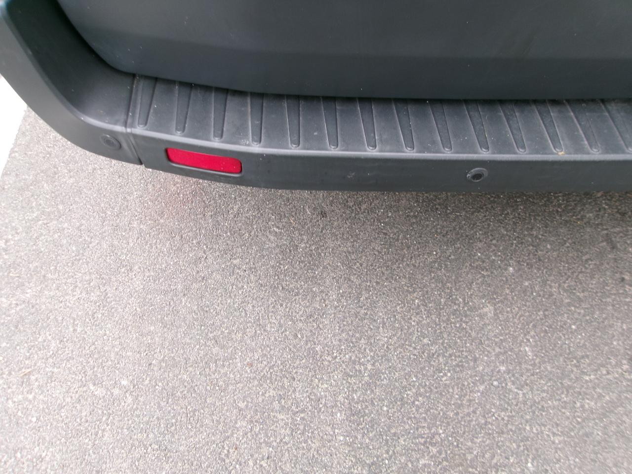 Ford Transit 250 Van Med. Roof w/Sliding Pass. 130-in. WB 2018