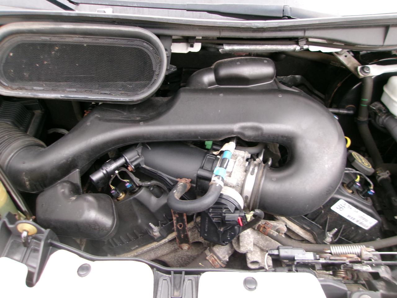 Ford Transit 250 Van Med. Roof w/Sliding Pass. 130-in. WB 2018