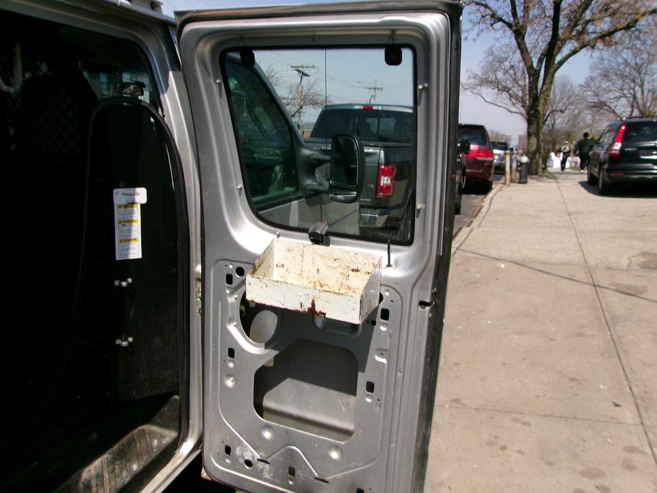 Ford Econoline E-350 Super Duty 2011