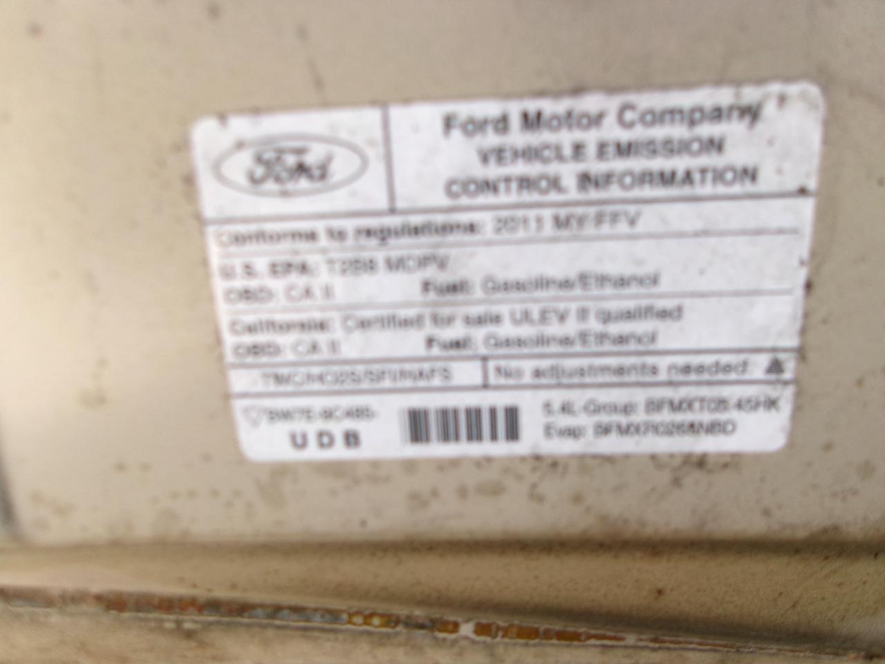 Ford Econoline E-350 Super Duty 2011