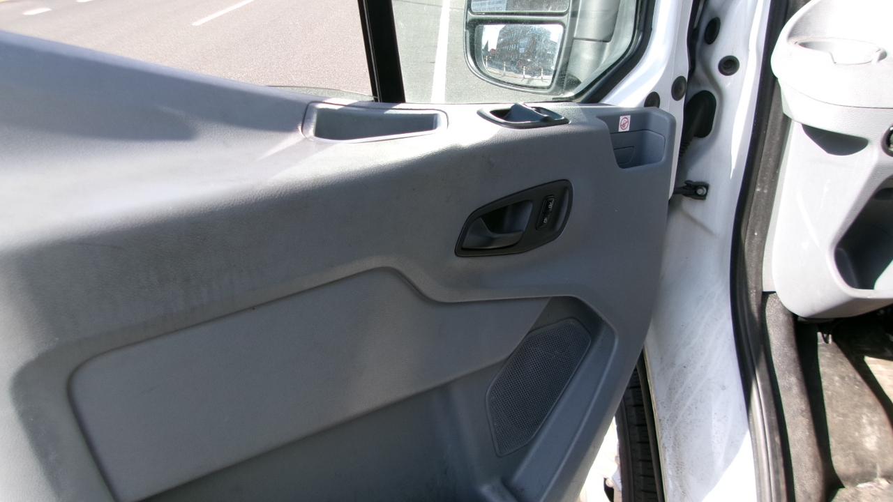 Ford Transit 250 Van Med. Roof w/Sliding Pass. 148-in. WB 2019